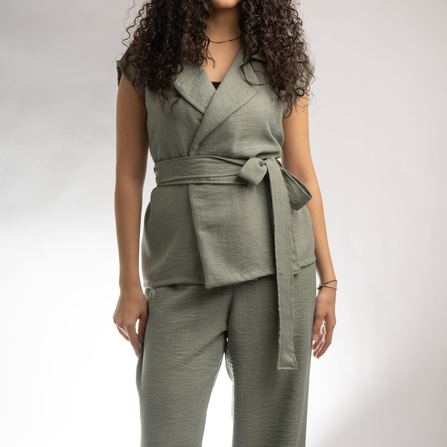 Straight-cut linen Set
