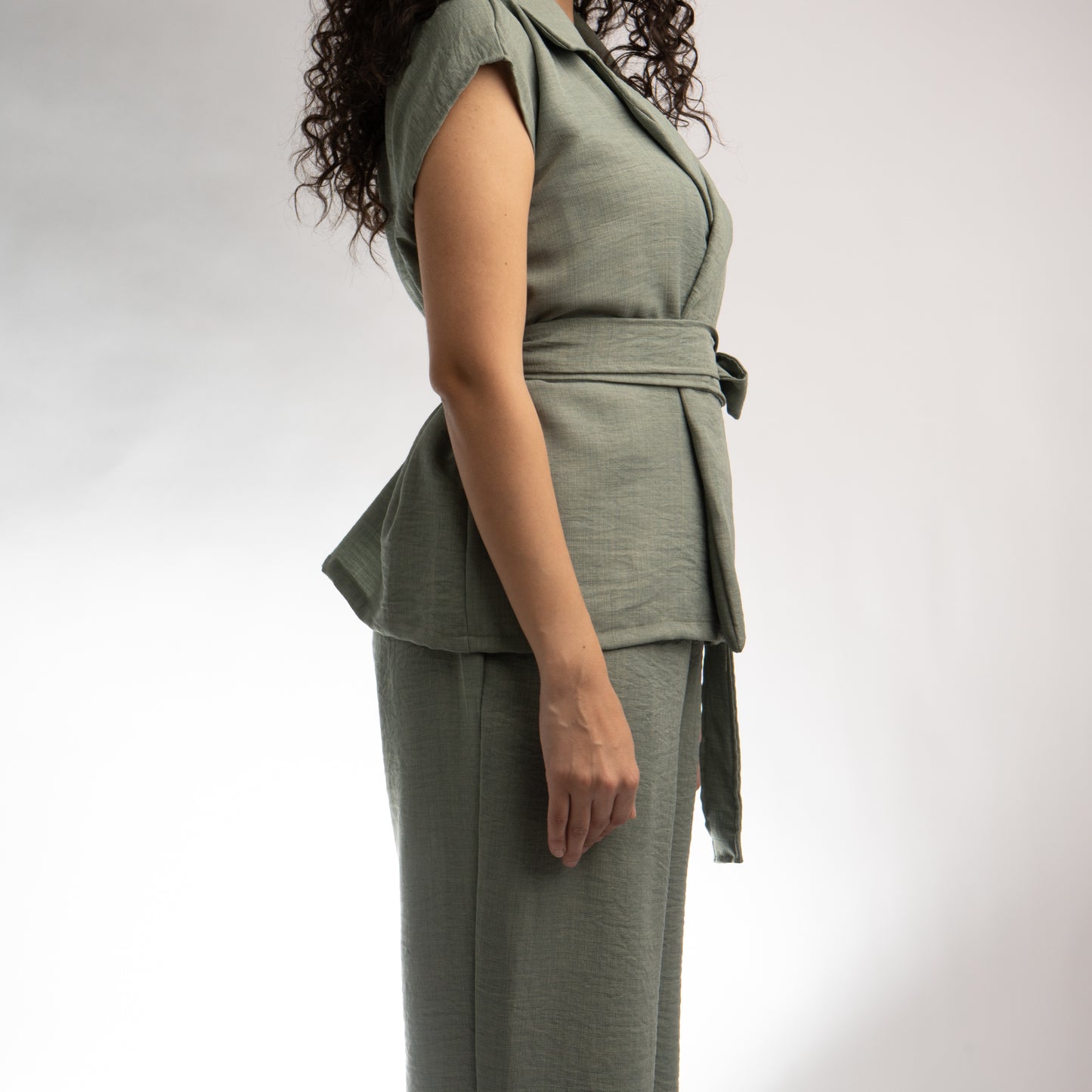 Straight-cut linen Set
