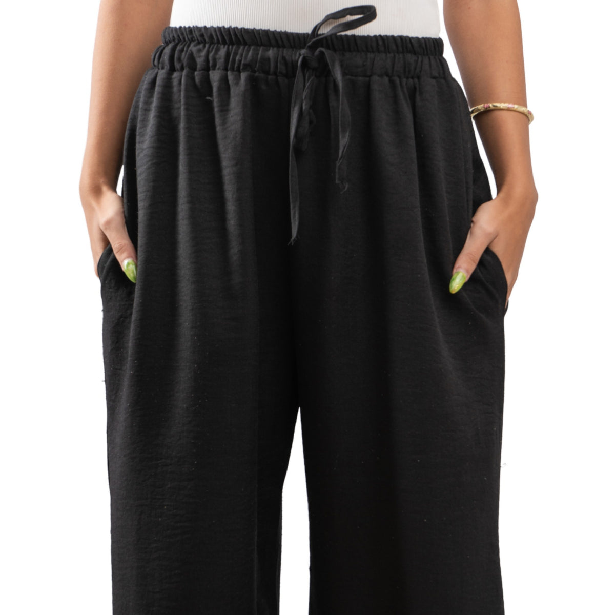 The Noir Flow Linen Pants